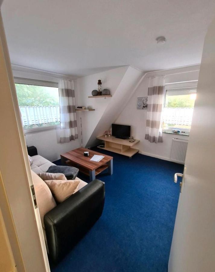 Monteurs-Ferienwohnung Emden Exteriér fotografie