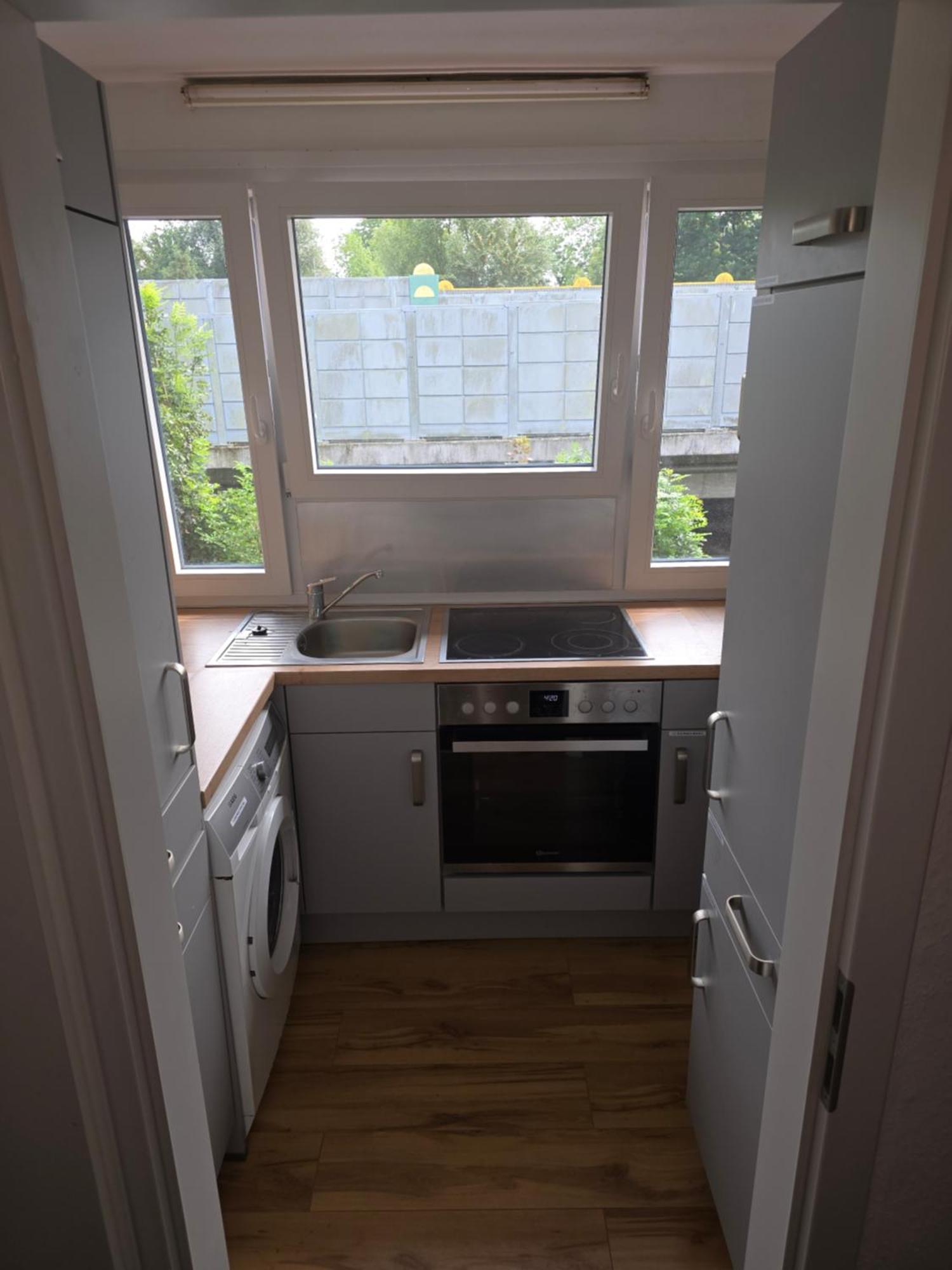 Monteurs-Ferienwohnung Emden Exteriér fotografie
